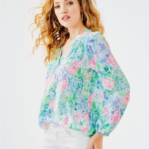 Lilly Pulitzer Tops - Lilly Pulitzer Elsa Blouse Size Medium in Bohemian Queen Print